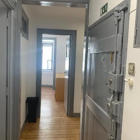 Chiado Duque Flat * Лиссабон